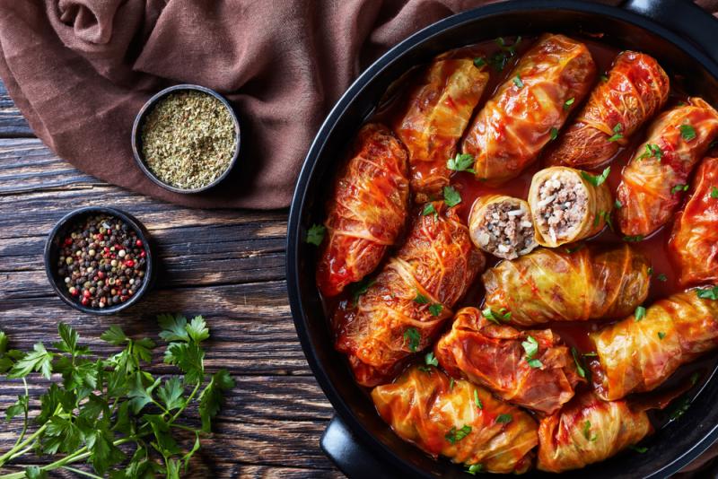 Dónde Comer en Bucarest: Platos Típicos y Restaurantes Recomendados